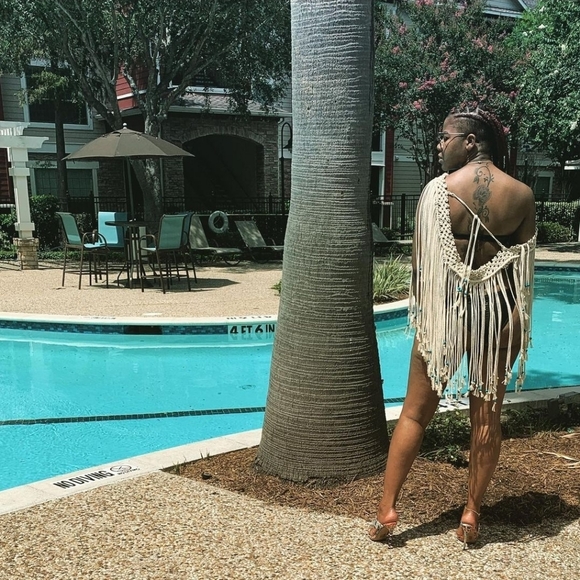 Swimsuit MacCover-Up - Picture 3 of 3